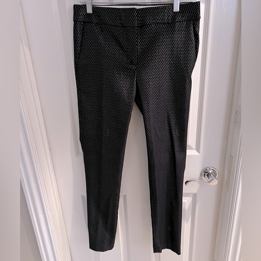 NWOT** Loft Marisa Fit Skinny Pants - Gold and Black